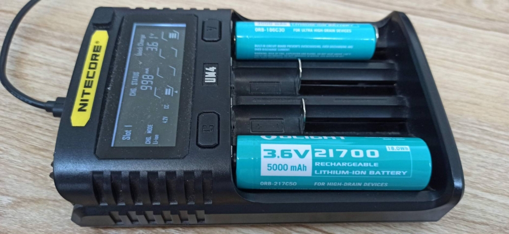 OLIGHT電池可以在NITECORE充電器上充電嗎?